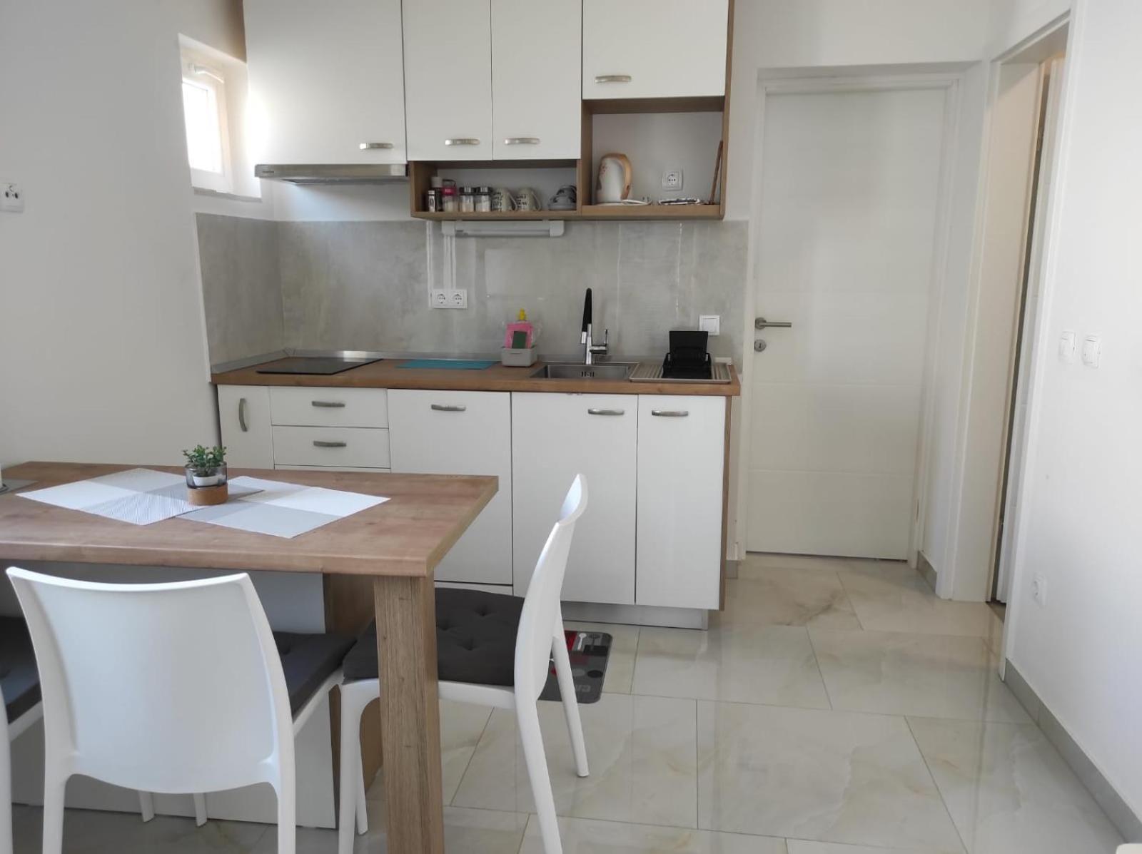 Apartment With Terrace And Garden Pirovac Dış mekan fotoğraf